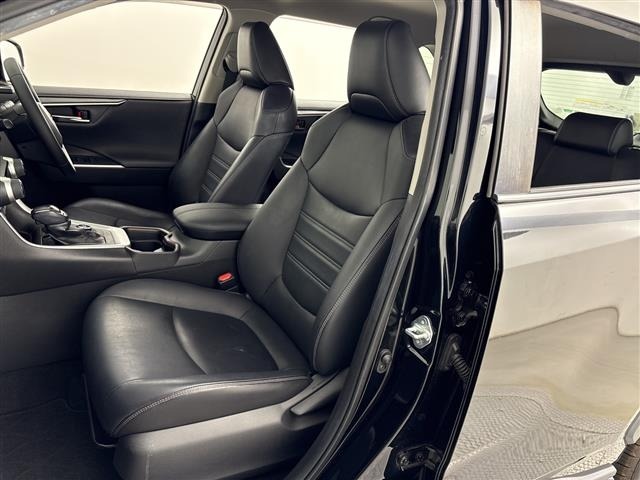 Toyota RAV4 2020 8407980-3