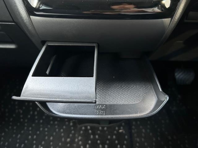Nissan ROOX 2020 8406129-6