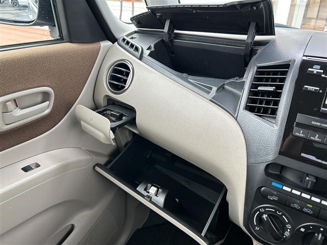 Nissan ROOX 2012 8408789-1