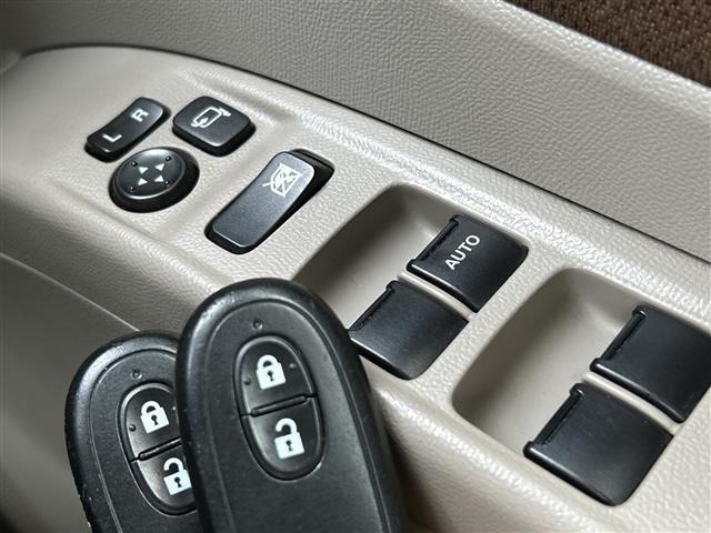 Nissan ROOX 2012 8408789-22