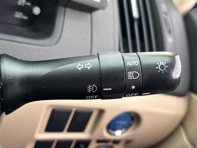 Toyota SAI 2013 8409041-10