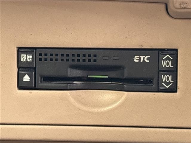 Toyota SAI 2013 8409041-8