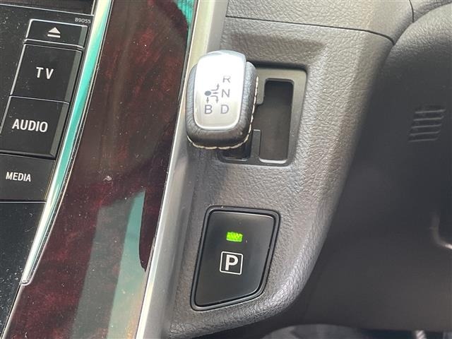 Toyota SAI 2013 8409092-10