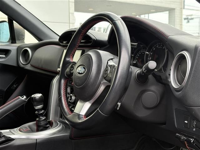Subaru SUBARU 2017 8381222-21