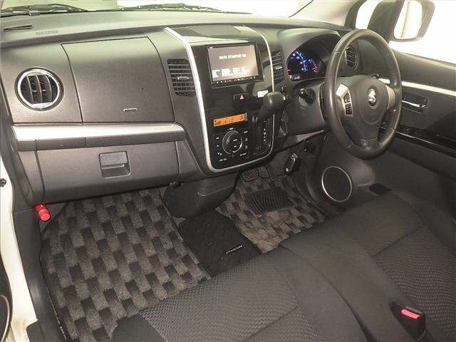 Suzuki WAGON R 2011 8393926-4