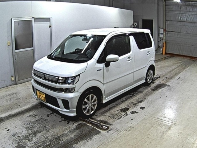 Suzuki WAGON R 2018 8394029-4