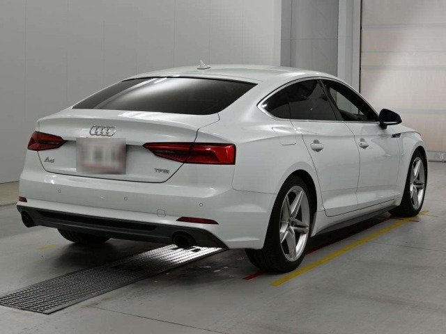 Audi A5 2017 8439576-1