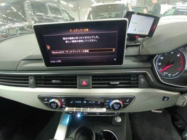 Audi A5 2017 8439576-11