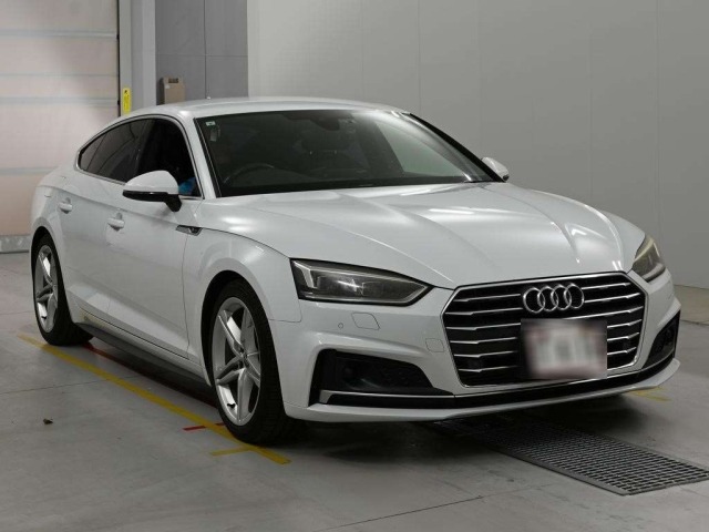 Audi A5 2017 8439576-5