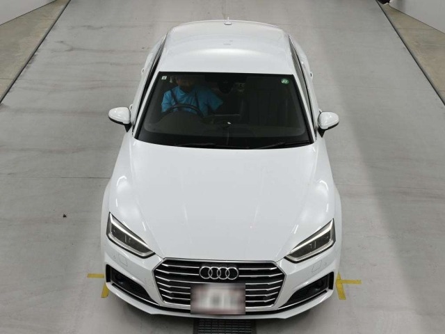 Audi A5 2017 8439576-7