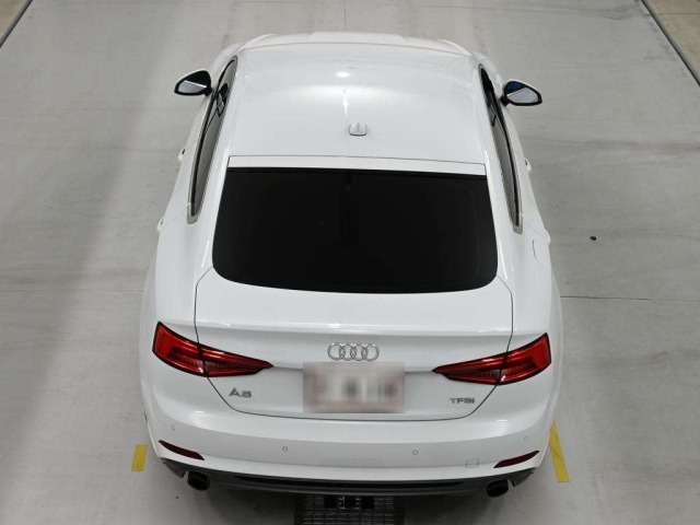 Audi A5 2017 8439576-8
