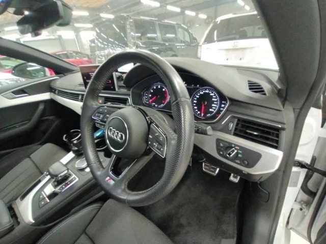 Audi A5 2017 8439576-9