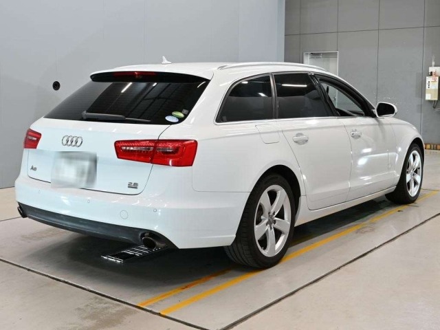 Audi A6 2014 8439724-1