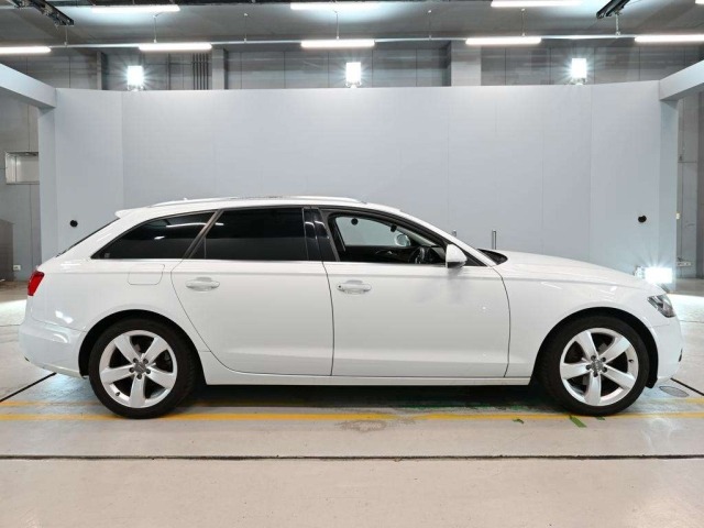 Audi A6 2014 8439724-3