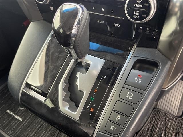Toyota ALPHARD 2018 8437113-22