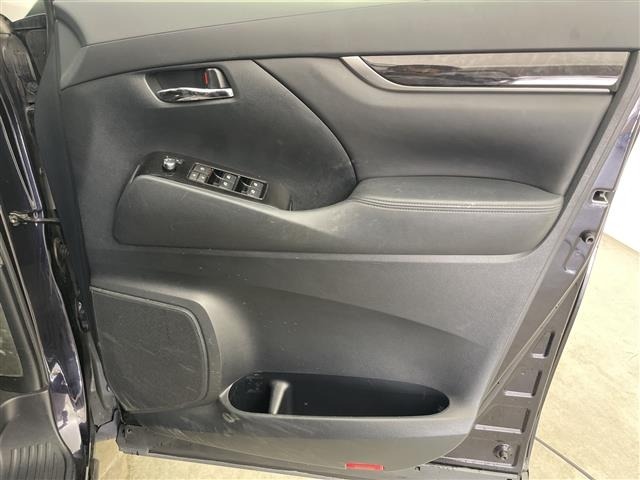 Toyota ALPHARD 2018 8437113-6