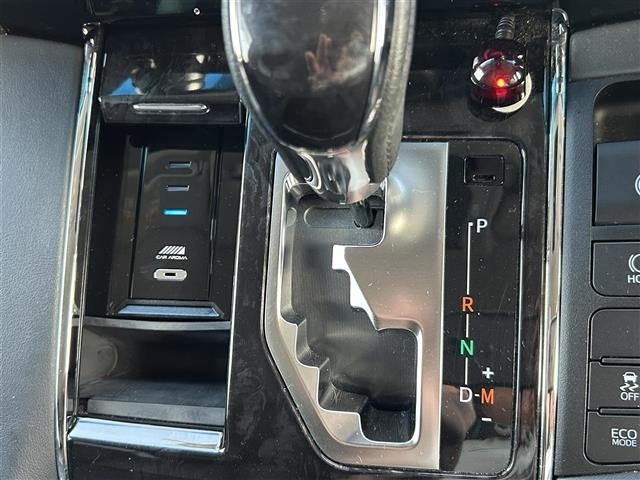 Toyota ALPHARD 2018 8437118-8
