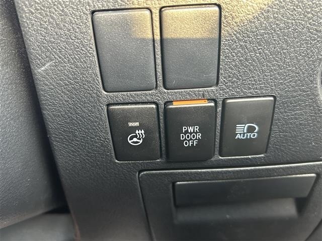 Toyota ALPHARD 2018 8437118-9