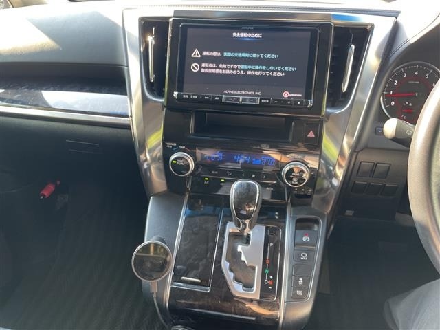 Toyota ALPHARD 2018 8437239-3