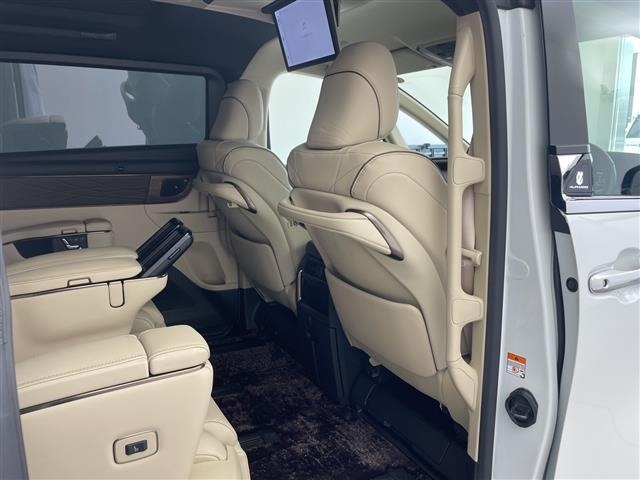 Toyota ALPHARD 2024 8437370-3