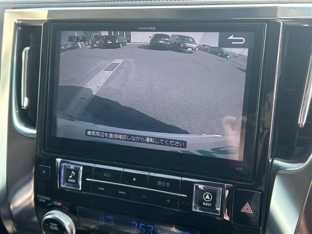Toyota ALPHARD 2016 8437417-18