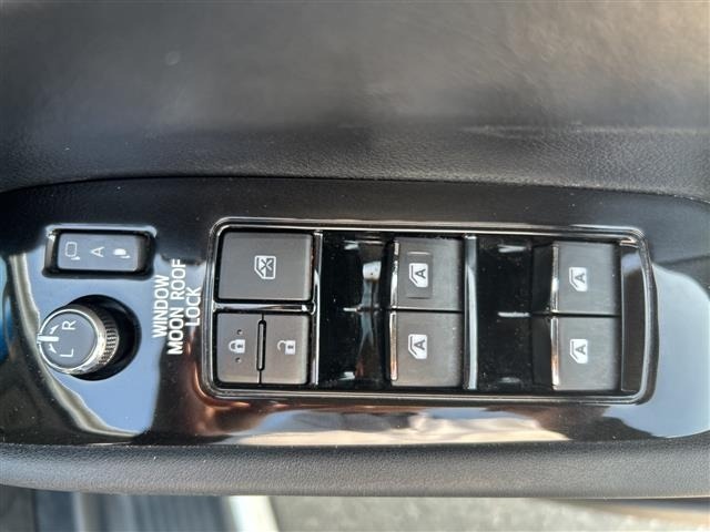 Toyota ALPHARD 2016 8437417-7