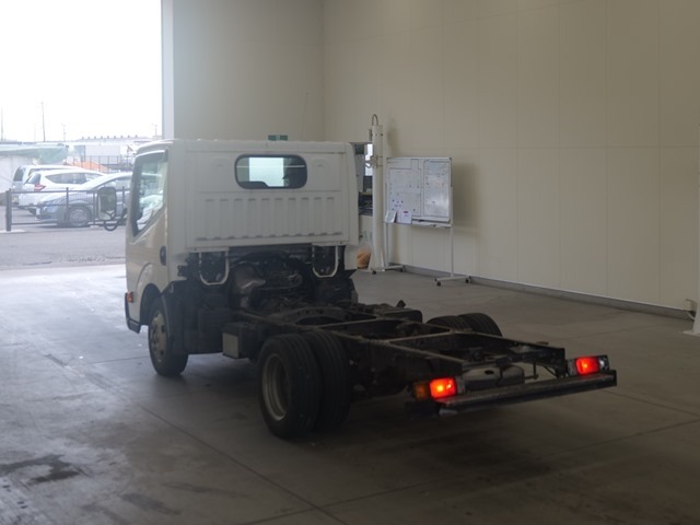 Nissan ATLAS 2010 8441027-1