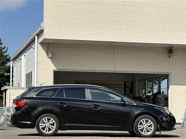 Toyota AVENSIS WAGON 2014 8432157-21