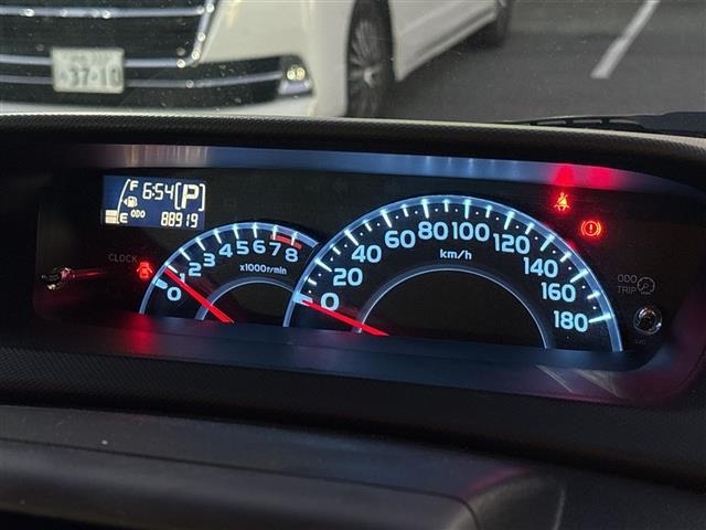 Toyota BB 2014 8442459-16