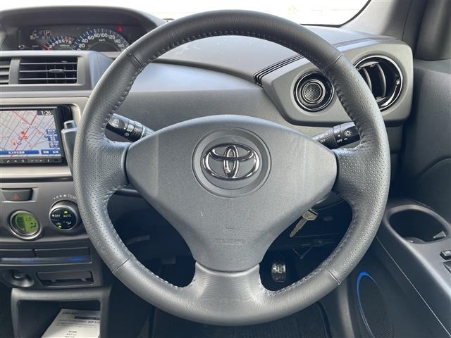 Toyota BB 2011 8442476-17