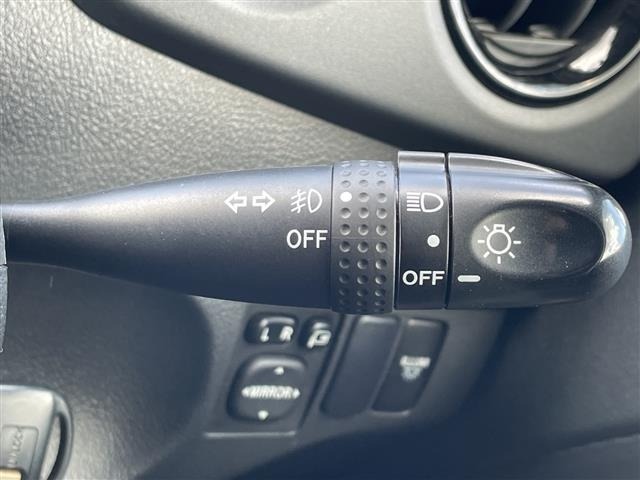 Toyota BB 2011 8442476-19
