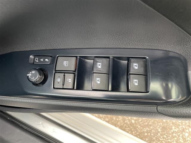Toyota CAMRY 2019 8425007-4