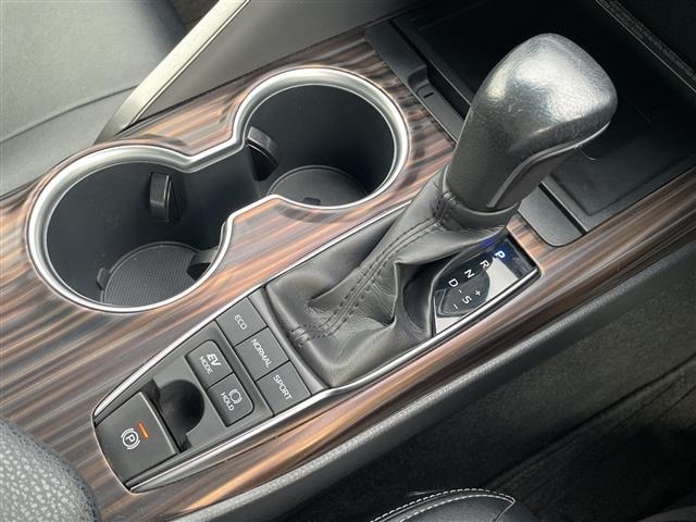 Toyota CAMRY 2019 8425007-8