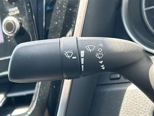Toyota CAMRY 2023 8425091-10