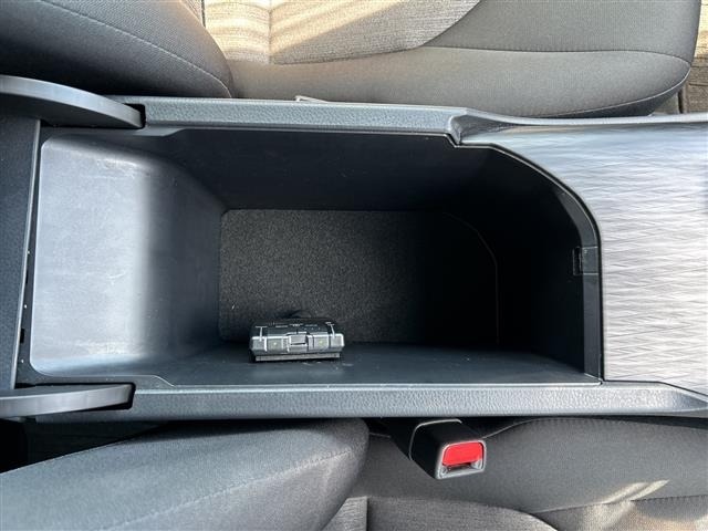 Toyota CAMRY 2023 8425091-6