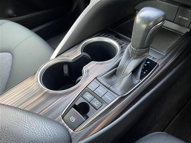 Toyota CAMRY 2017 8425100-10