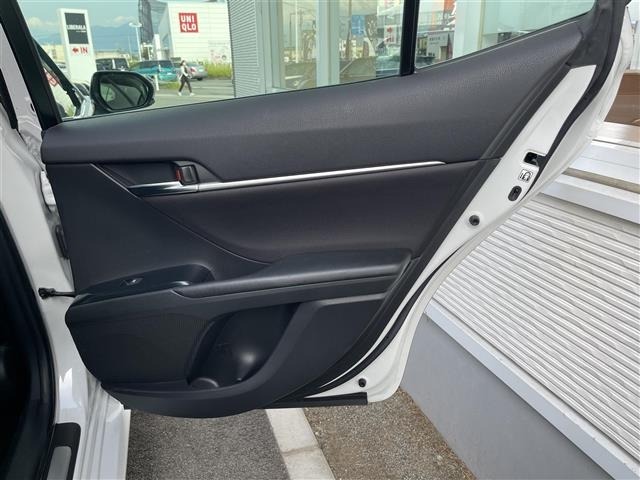 Toyota CAMRY 2017 8425100-6