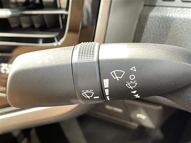 Toyota CAMRY 2023 8425109-6