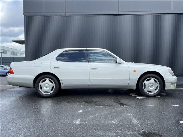 Toyota CELSIOR 1999 8441051-22