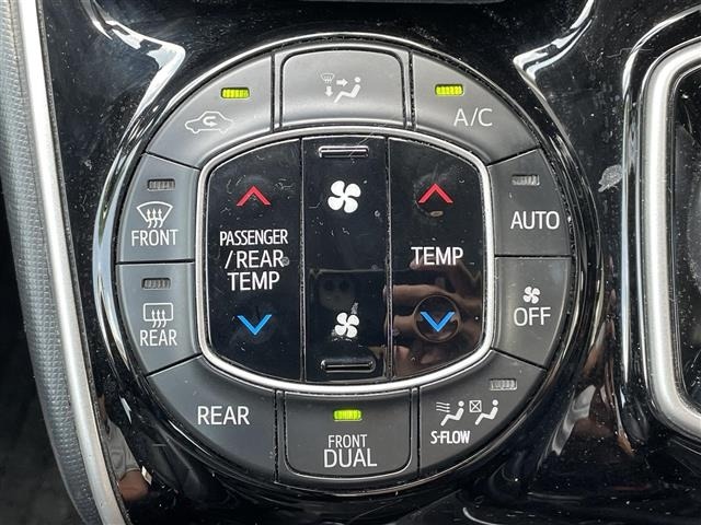 Toyota ESQUIRE 2015 8438175-3