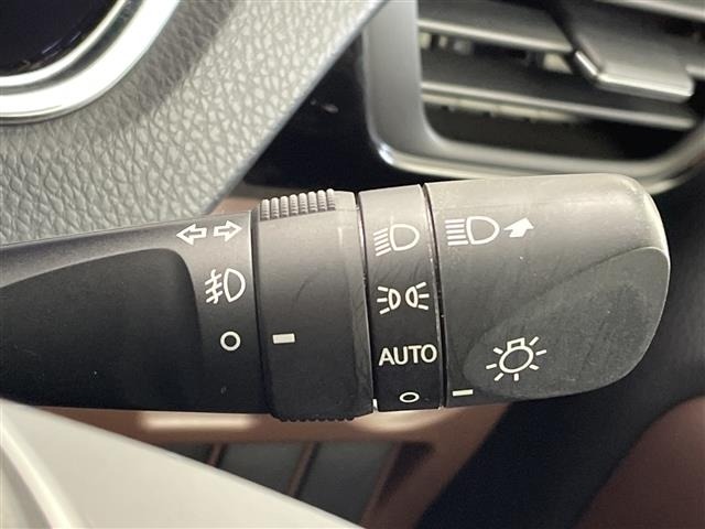 Toyota ESQUIRE 2017 8439112-7