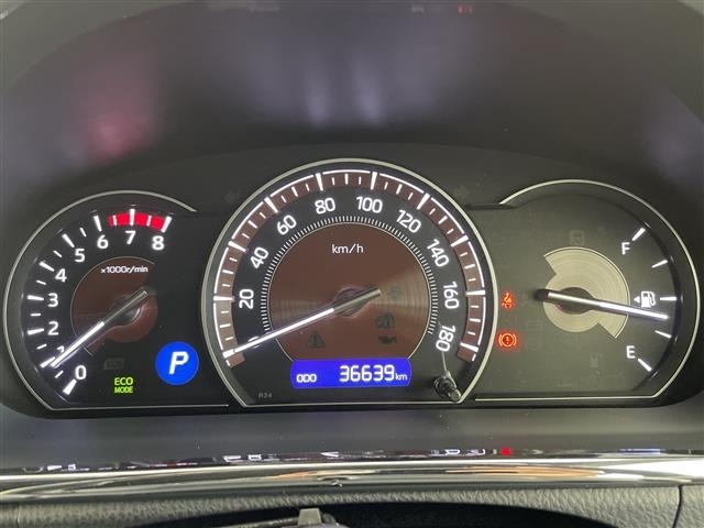 Toyota ESQUIRE 2017 8439112-8