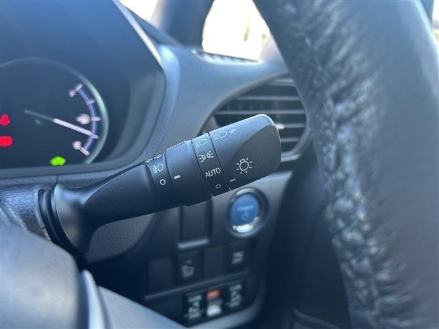 Toyota ESQUIRE 2015 8439114-21