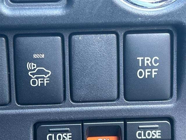 Toyota ESQUIRE 2015 8439114-22