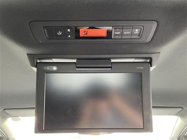 Toyota ESQUIRE 2018 8439210-4