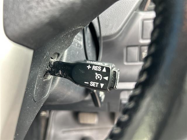 Toyota ESQUIRE 2014 8439211-21