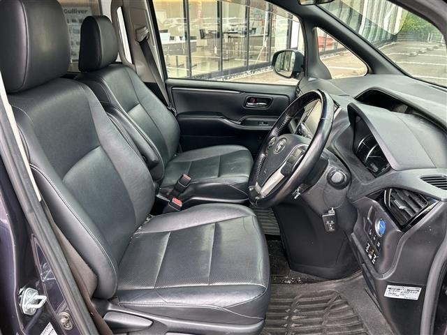 Toyota ESQUIRE 2014 8439211-8