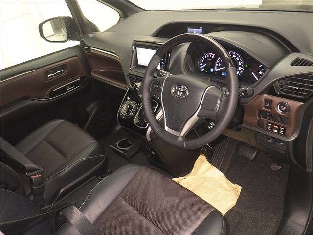 Toyota ESQUIRE 2018 8439288-3