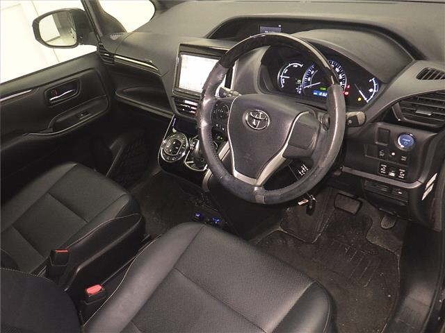 Toyota ESQUIRE 2015 8439299-3