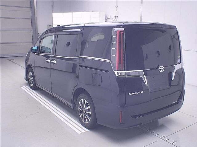 Toyota ESQUIRE 2017 8439300-1